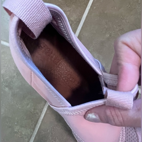 Gentle Souls By Kenneth Cole - Picture 4 of 7